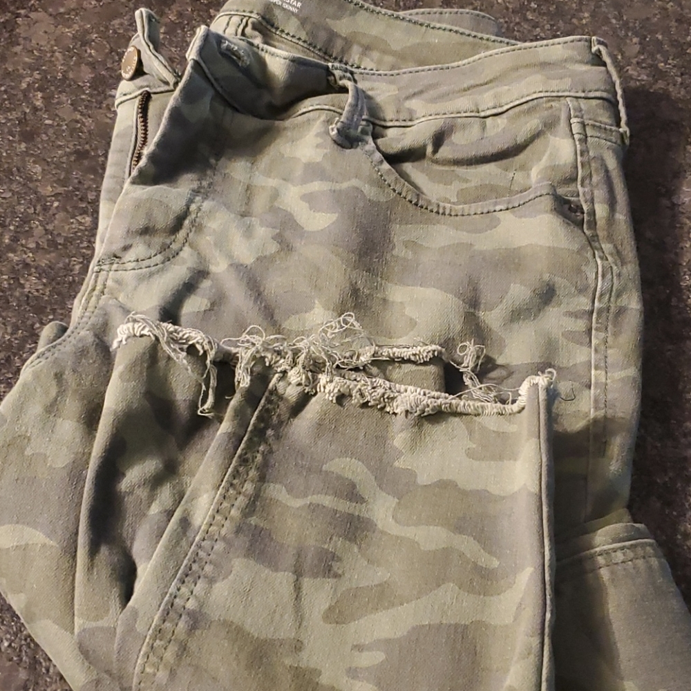 women's camo pants